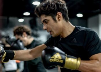 10 Tips To Protect Yourself Against Office Syndrome In Singapore