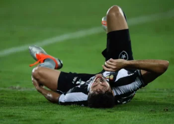 The Most Innovative Treatments for Football Injuries | Football Blog
