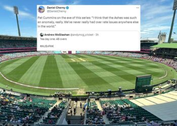 Fans slam Australia for slow over rate on day one of SCG Test vs Pakistan