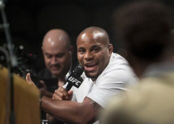 Daniel Cormier responds to Jon Jones downplaying title reign for Tom Aspinall comparison: ‘It wasn’t the same thing, bud’
