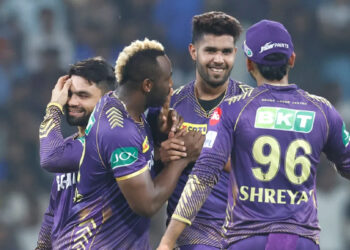 KKR camp in Varanasi for overnight stay after failing to land in rainy Kolkata