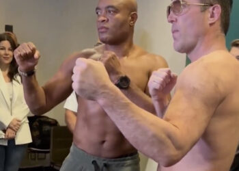 Video! Anderson Silva And Chael Sonnen Make Weight For Boxing Match