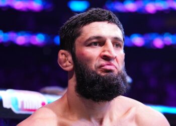 Du Plessis reveals why he’s fighting Strickland and not Chimaev at UFC 312