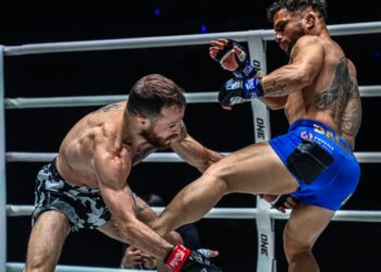 Explosive Takedown Transitions: When And How To Mix Wrestling Into MMA Striking