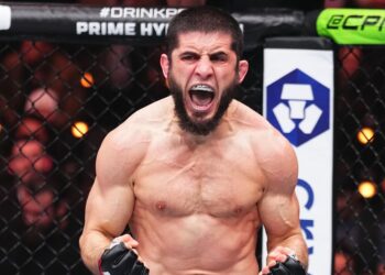 Midnight Mania: Makhachev Doesn’t Want To Beat Up Another ‘Small Featherweight’