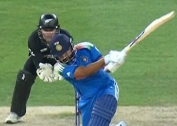 [Watch] Champions Trophy 2025: Shreyas Iyer breaks the shackles with 109-metre maximum off Glenn Phillips