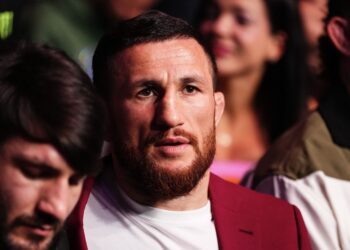 Midnight Mania! Merab Nearly Falls Off A Mountain, Sober Suga Show, And Another Glove Touch KO