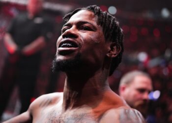 Luque Vs. Holland Odds, Full Fight Preview & Prediction