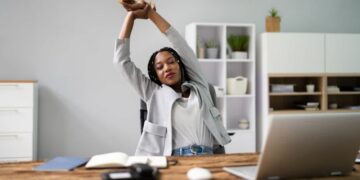 Simple Desk Workouts To Stay Active At Work