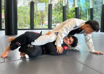 The 5 Best Sweeps From The Half Guard In BJJ