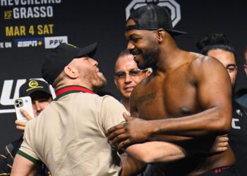 Conor McGregor ‘purposefully’ dodging UFC drug tests ‘very similar’ to Jon Jones hiding under cage, says ‘fellow scumbag’