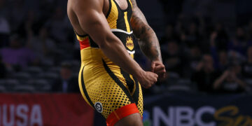 Highlights! Steveson Obliterates Swanson In 13 Seconds, Celebrates With ‘Bones’