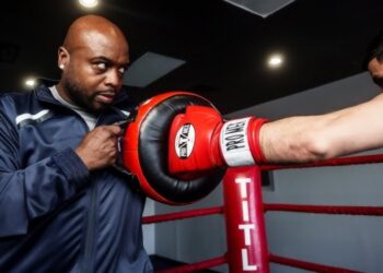 How To Use A Punch Shield For Boxing