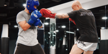 What Is The ‘Offline’ Jab In Boxing?