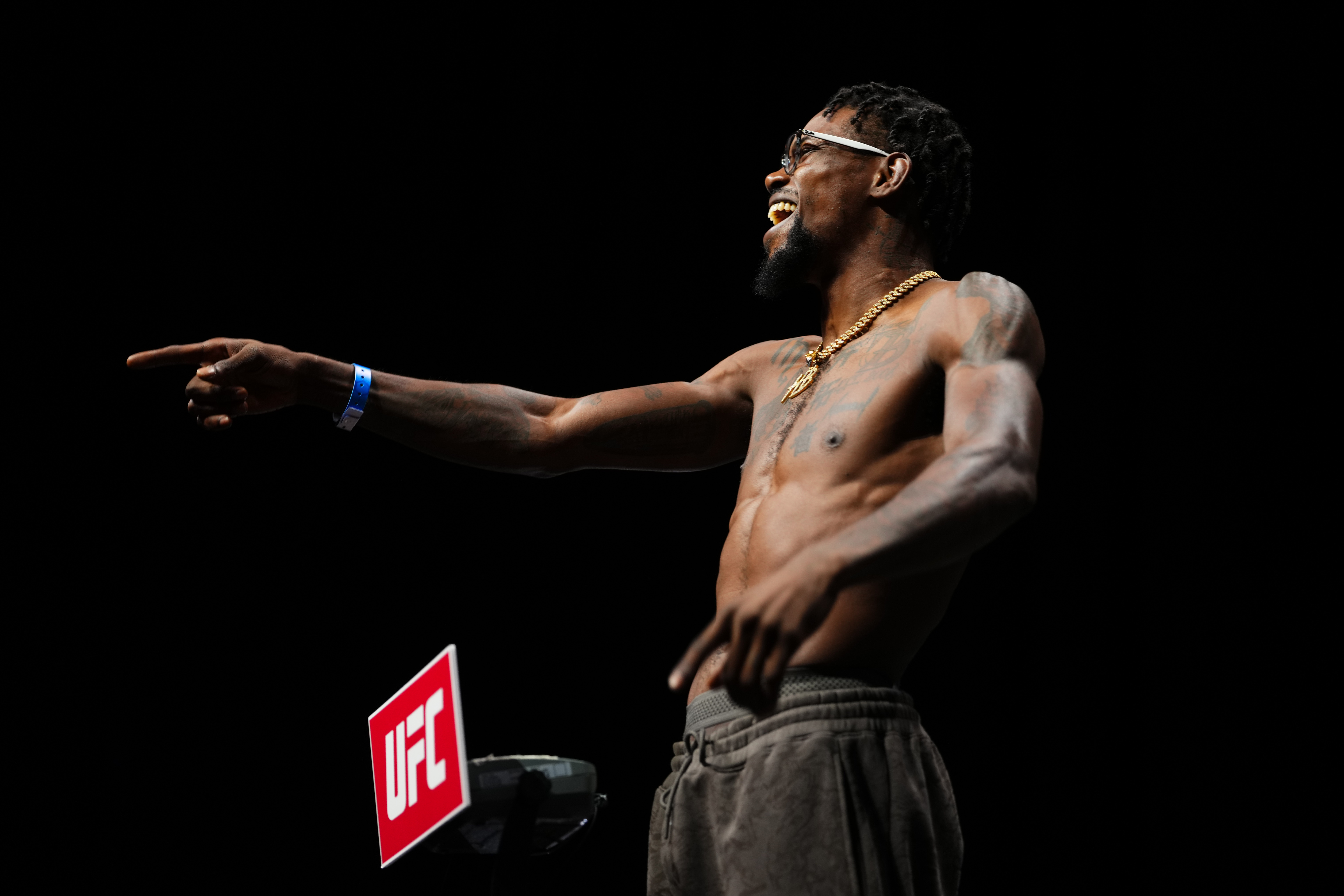 Holland Vs. Neal 2 Added To UFC Houston