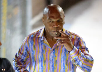 Midnight Mania! Tyson Vs. Mayweather To Rumble In The Jungle